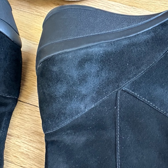 Liz Claiborne Boots - Picture 4 of 6